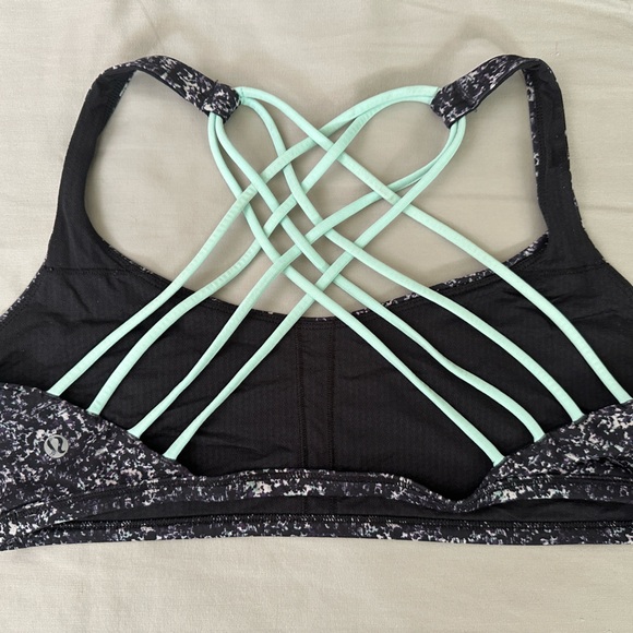 Lululemon Free To Be (Wild) sports bra, size 12. - Picture 2 of 4